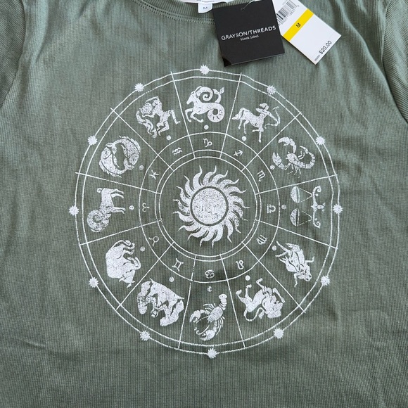 GRAYSON THREADS BLACK Juniors' Lettuce-Edge Cropped Top in Green - Picture 2 of 4